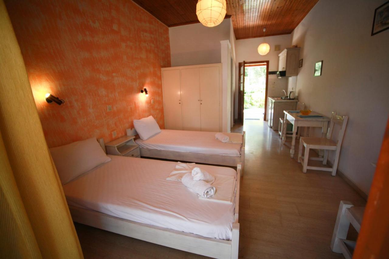 Aristea Studios Kato Korakiana Exterior photo